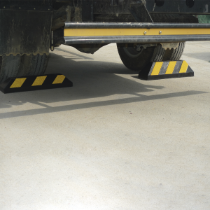 , Tope vehicular 55cm / para camion / estacionamiento / color, AC55TC, ACCESSPRO, Acceso Vehicular de Control  de Acceso